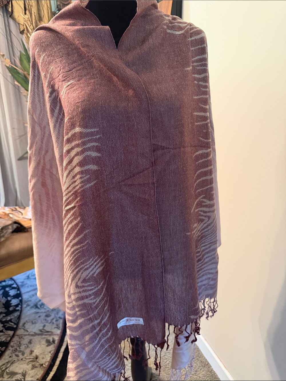 Womens Lightweight Wrap Shawl - Mauve Pink